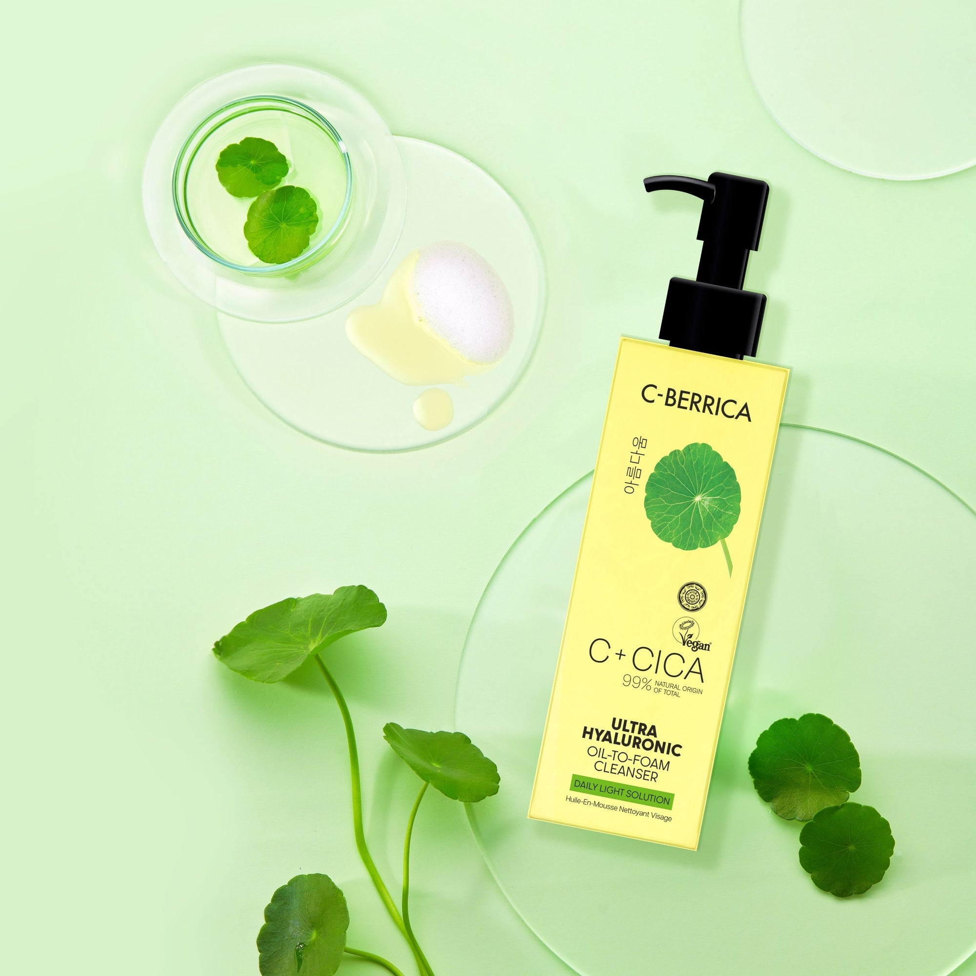 C+CICA C-BERRICA ULTRA HYALURONIC OIL-TO-FOAM CLEANSER - daily light solution. (150ml)