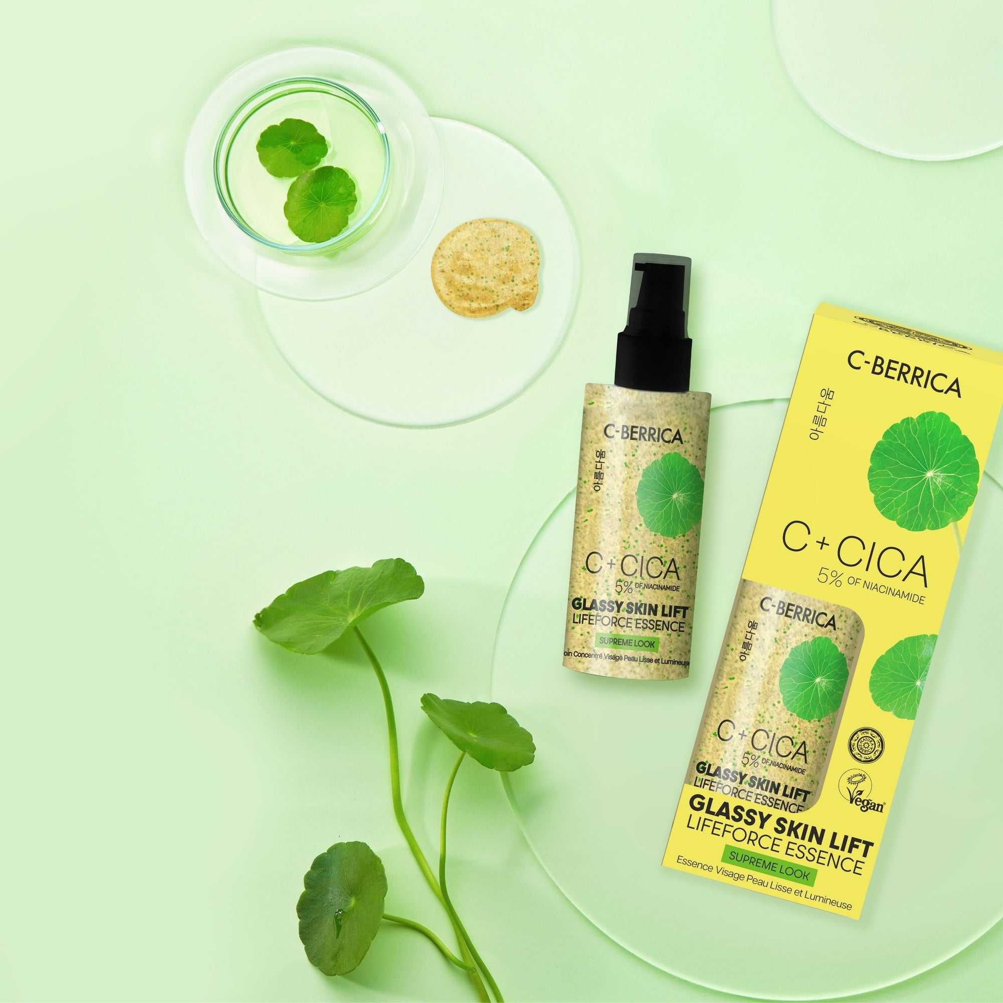 C+CICA C-BERRICA GLASSY SKIN LIFT LIFEFORCE ESSENCE - supreme look. (50ml)