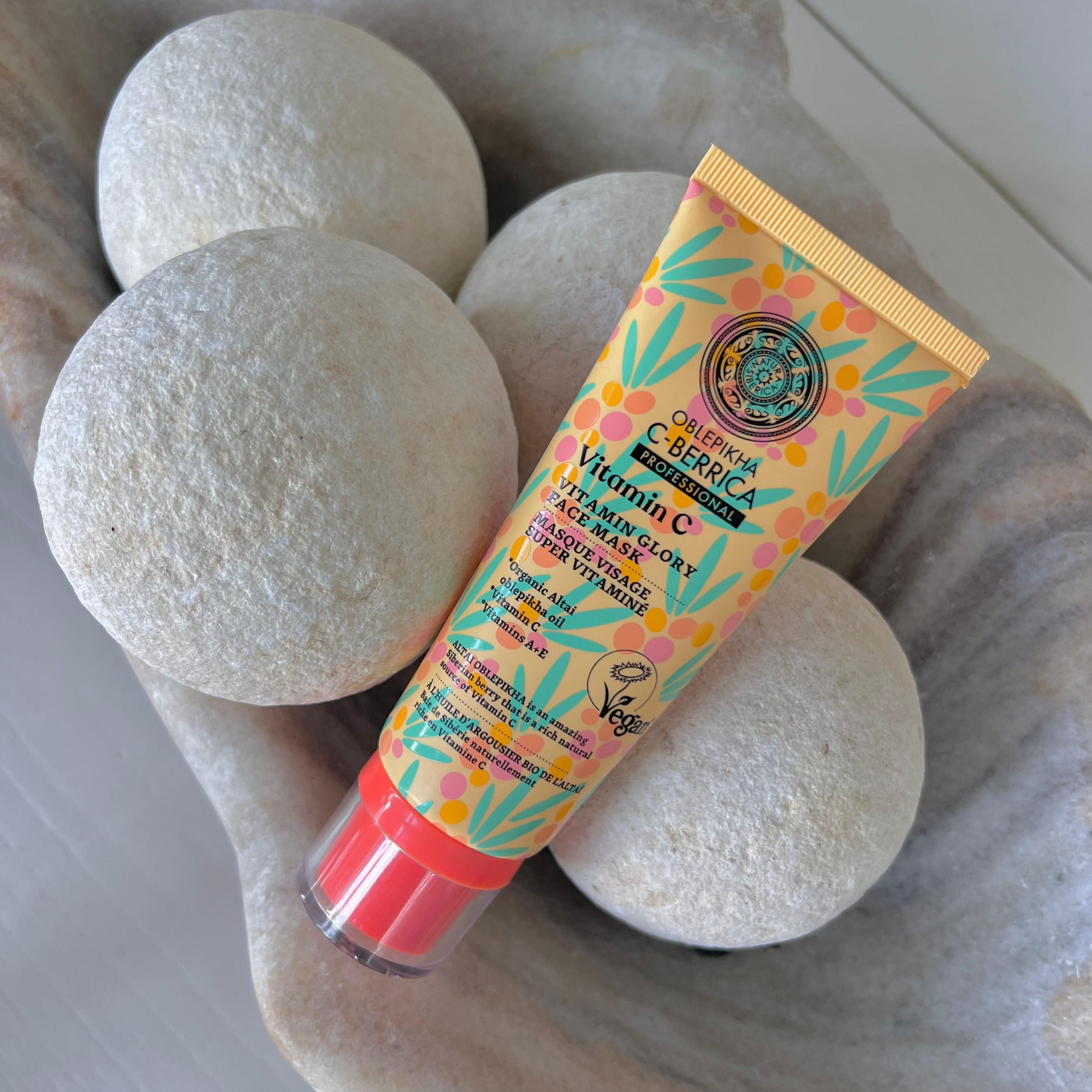 FREE GIFT - C-Berrica Vitamin Glory Face Mask, 100 ml